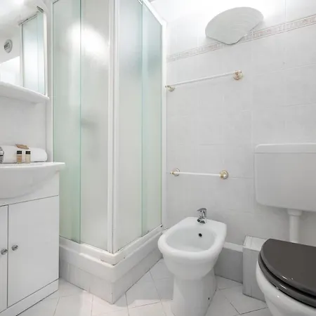 4 Pers à 50m De La Plage, Avec Piscine * Roquebrune-Cap-Martin